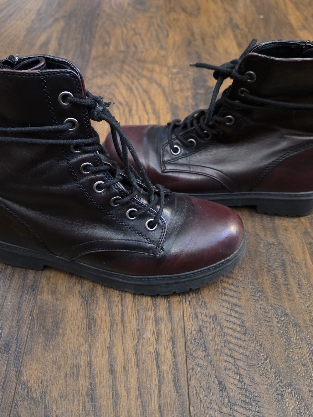 SO Women's Two-Tone Black and Burgundy Combat Boots